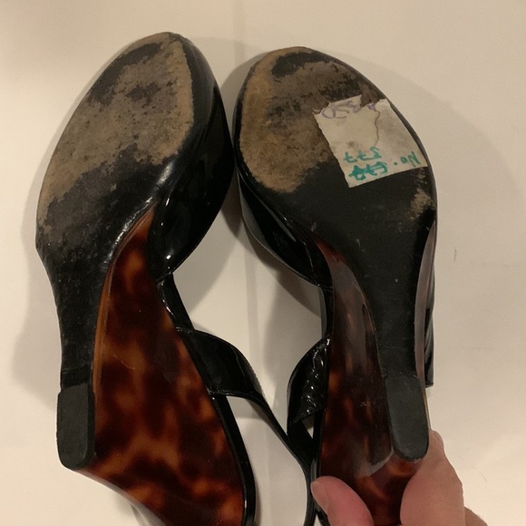 Authentic Gucci tortoise shell wedges - Picture 7 of 8